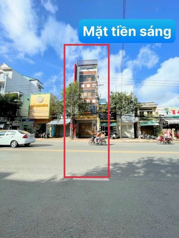 Nhà 3 lầu có thang máy mặt tiền Mậu Thân gần Vincom Xuân Khánh