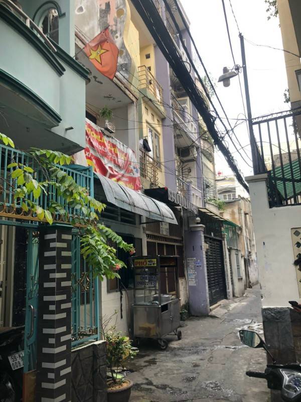 Bán nhà hai mặt đường hẻm Huỳnh Văn Bánh - Ngay trung tâm Phú Nhuận