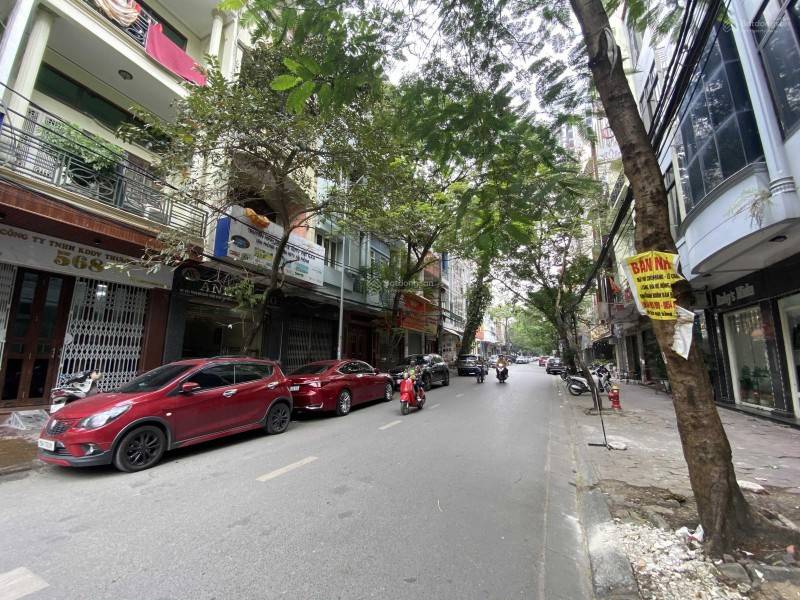 Cần bán căn nhà 104 m2 x 2 tầng mặt đường Phan Bội Châu - Quang Trung 
