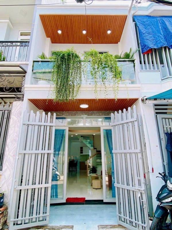 Ngộp vốn bán gấp nhà ở Nguyễn Đình Chính, P11, Phú Nhuận. Giá 3tỷ2 TL