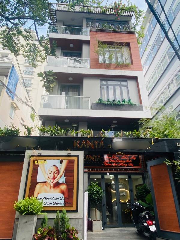 Cho thuê nhà 270A Phan Đình Phùng. 7,5mx18m trệt lửng 3 lầu sân thượng