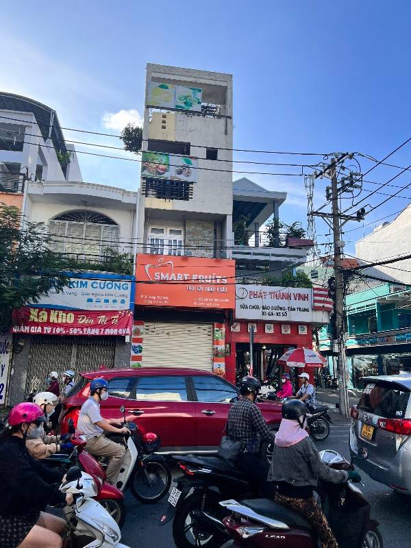 Cho Thuê nhà MT đường TRương Công Định gần  Ba Vân . 4 x28m đúc 4 lầu
