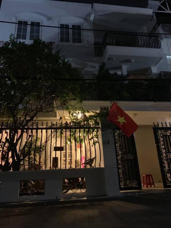 Villa khu VIP đường Nguyễn Huy Tưởng, Phường 6. Ngang 9m. sát Quận 1.