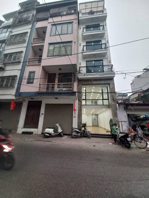 Bán nhà mặt phố Chùa Quỳnh, mở phòng khám + VP công ty + kinh doanh 