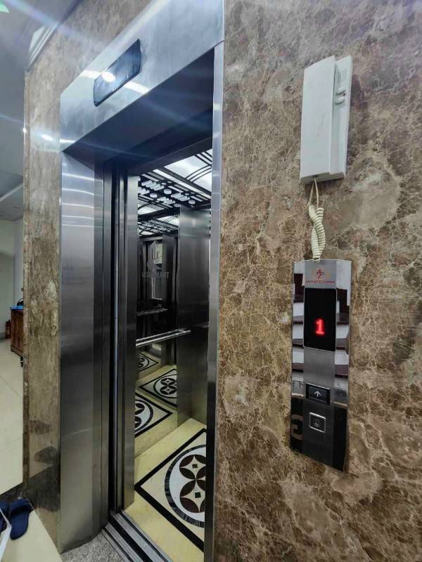 Bán nhà Mặt phố 7 tầng thang máy – TT Hà Đông – Giá chỉ: 11,5  tỷ.
