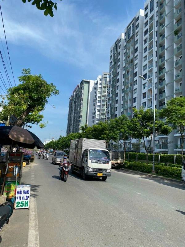 Nhà 5x20m 2 lầu góc 2 mặt tiền hẻm đối diện Aone mall Tân Phú 