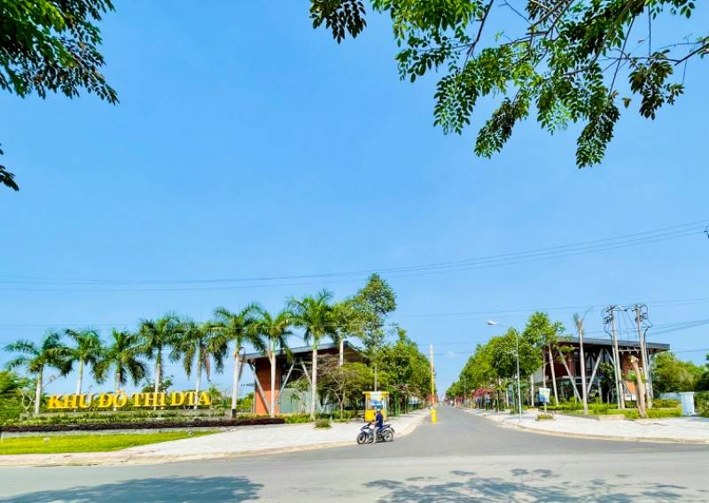 🌹Bán nhà phố sân vườn DTA Nhơn Trạch, khu an ninh, có bảo vệ.