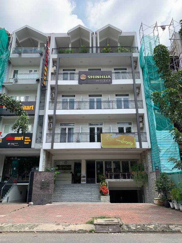 Tòa nhà hợp phối 10x20m, mặt tiền Nguyễn Thị Thập, vị trí đẹp giá 59ty