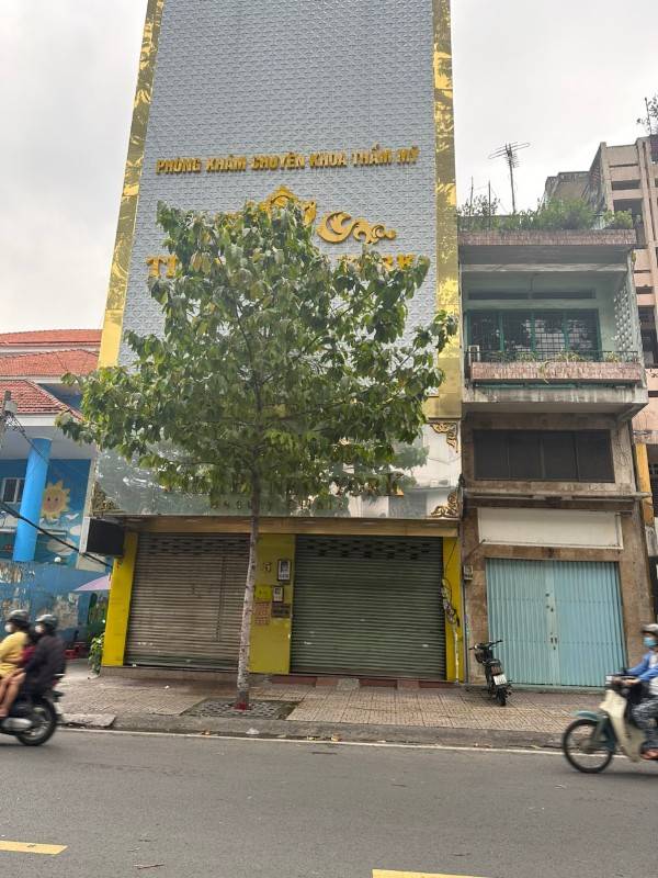 Bán gấp nhà Mặt Tiền Nguyễn Trãi, ngang 8m, 5 tầng, thang máy, 91m2