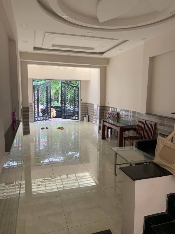 Cho thuê nhà đường Cao Thị Chính ( 25m ) DT 4x20m , Trệt + 2 Lầu mới 
