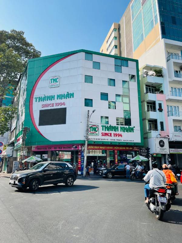 Bán nhà MT góc ngã 4 Nguyễn Bỉnh Khiêm, Q1, 5 tầng, cực kỳ nổi bật 