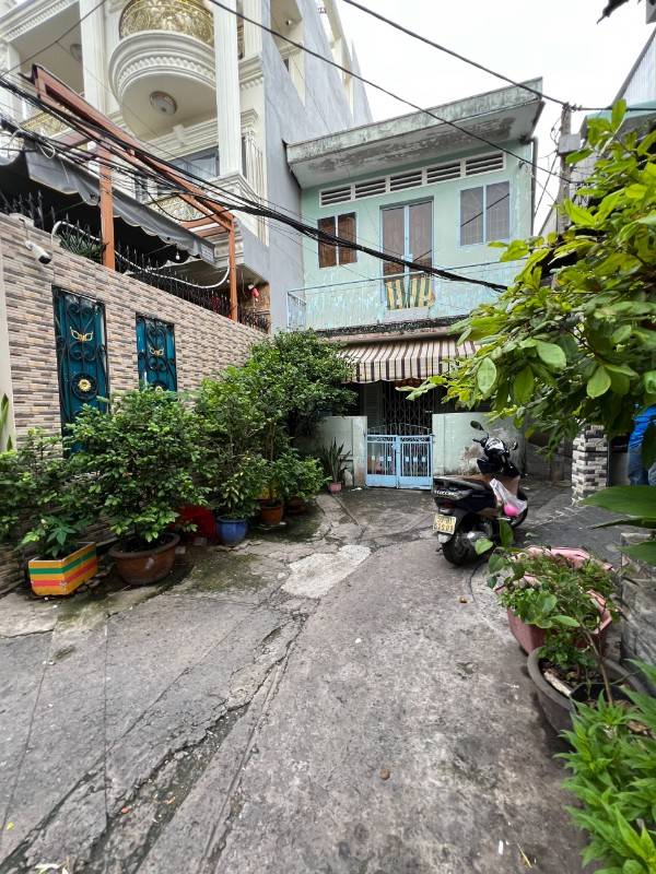 Bán đất tặng nhà hẻm 161 Phạm Văn Chí , Phường 03, QUận 6 ( 60tr/m )