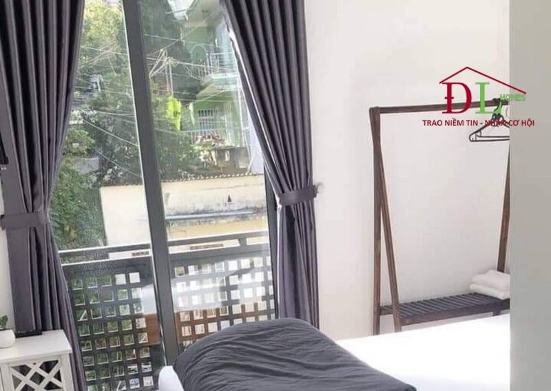 Bán khách sạn mặt tiền Đồng Tâm phường 4 Đà Lạt vị trí kinh doanh tốt