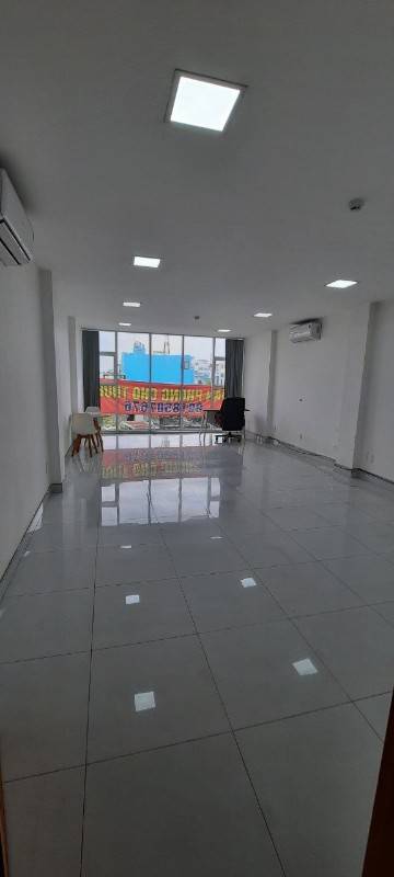 Cho thuê Tòa Building mặt tiền Nguyễn Văn Thương, P25, Bình Thạnh