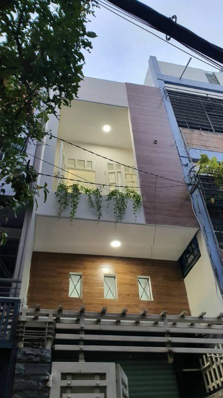 Tôi cho thuê nhà 3lau,65m2,HXH,nhà mới đẹp,5PN,Phan Đình Phùng,PNhuan