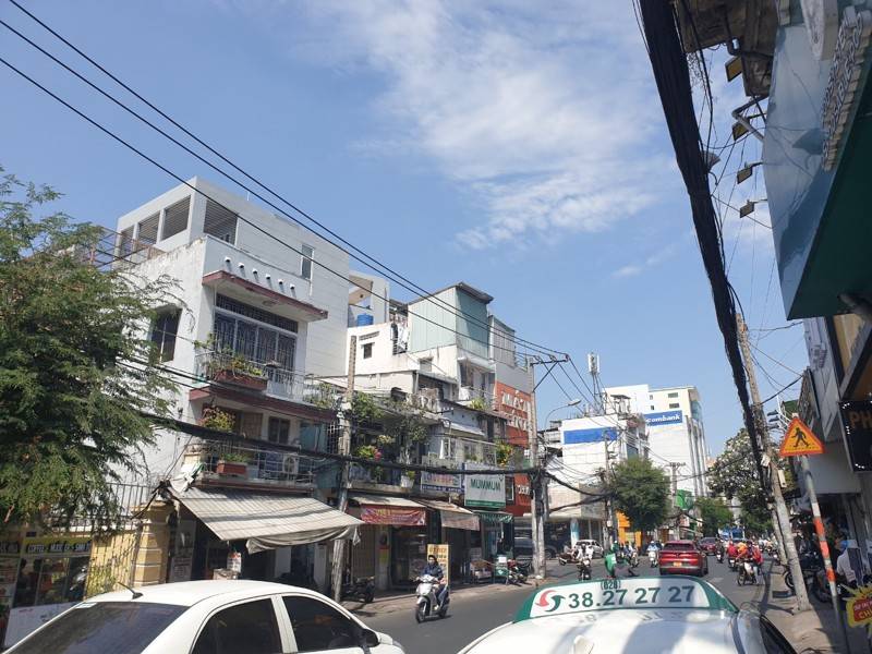 Cho thuê nhà trung tâm Q.Bình Thạnh, mặt phố KD Lê Quang Định