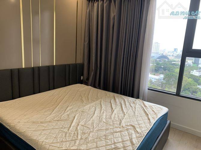 Cho thuê căn hộ cao cấp KingDoom 101 full nội thất Lầu 20