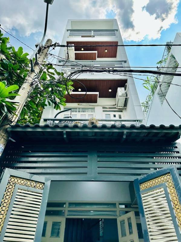 Bán gấp căn nhà ở đường Nguyễn Thiện Thuật, phường 3, quận 3, giá 3 tỷ