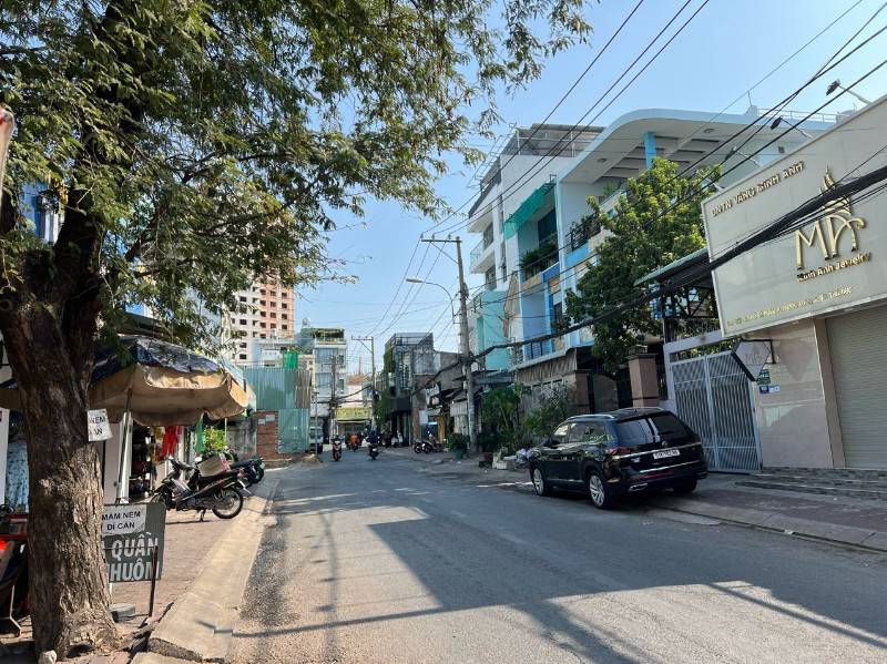 Chủ gửi bán nhà mặt tiền đường Quang Trung - Tăng Nhơn Phú B