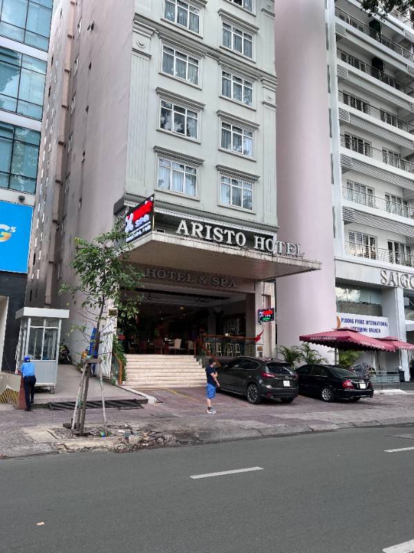 Bán khách sạn Aristo 3A Võ Văn Tần, P6, Q3. DT 10*38m, CN391m², 11T