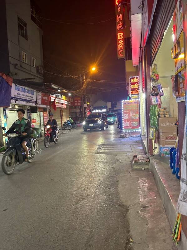 Bán nhà mặt phố Đại Từ quận Hoàng Mai kinh doanh tấp lập ô tô tránh