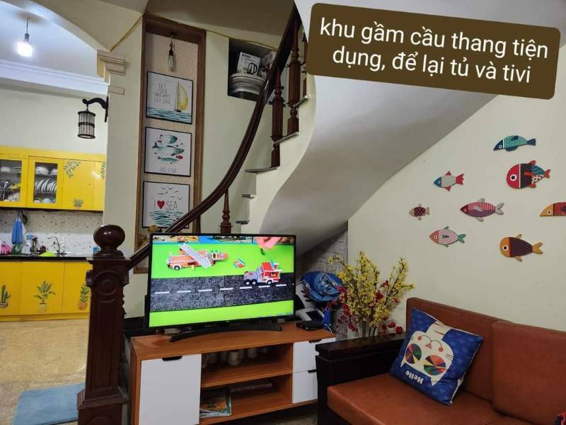 BÁN NHÀ DÂN TỤ XÂY KIÊN CỐ, DIỆN TÍCH 31M2. NHÀ 4 TẦNG, CÁCH ĐƯỜNG OTO