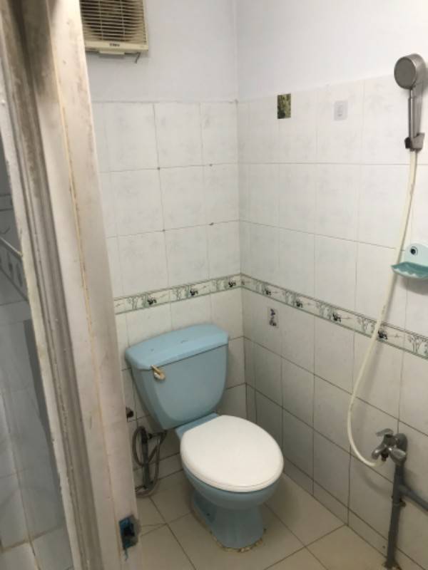 NHÀ mới sửa đẹp, Dt: 4,2m x 11m, 1 lầu, HXH 4m Phạm Văn Chí , 2PN, 1WC