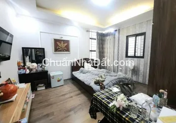 Siêu phẩm 4 tầng, 55m², cách mặt phố Trần Khát Chân chỉ 2m! Sân để xe 