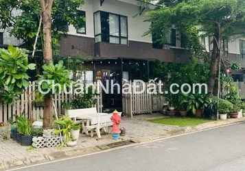 Cho thuê nguyên căn 1 trệt 1lầu full nội thất cao cấp