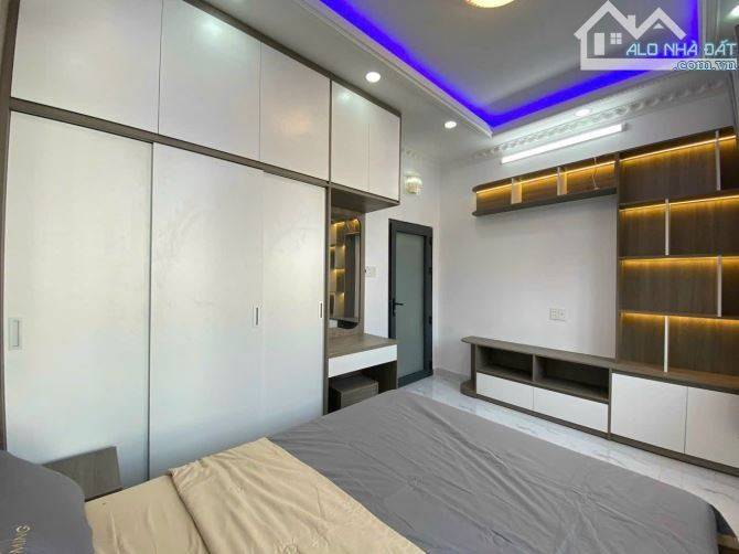 HÀNG HOT, GIÁ TỐT TẠI KHU VỰC TRẦN PHÚ, P4, Q5 54M2 NGAY VỊ TRÍ TRUNG 