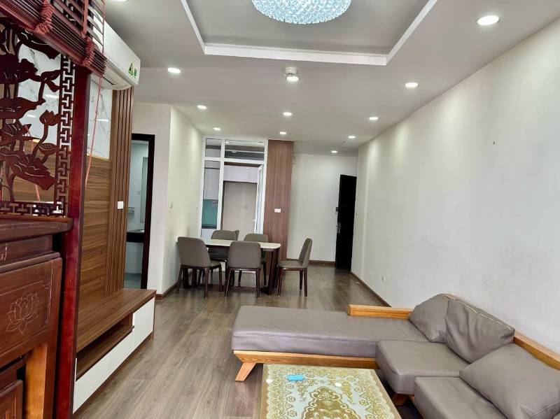 Chính chủ bán CH dt: 140m2, 4 ngủ ở Trung Hoà - Cầu Giấy