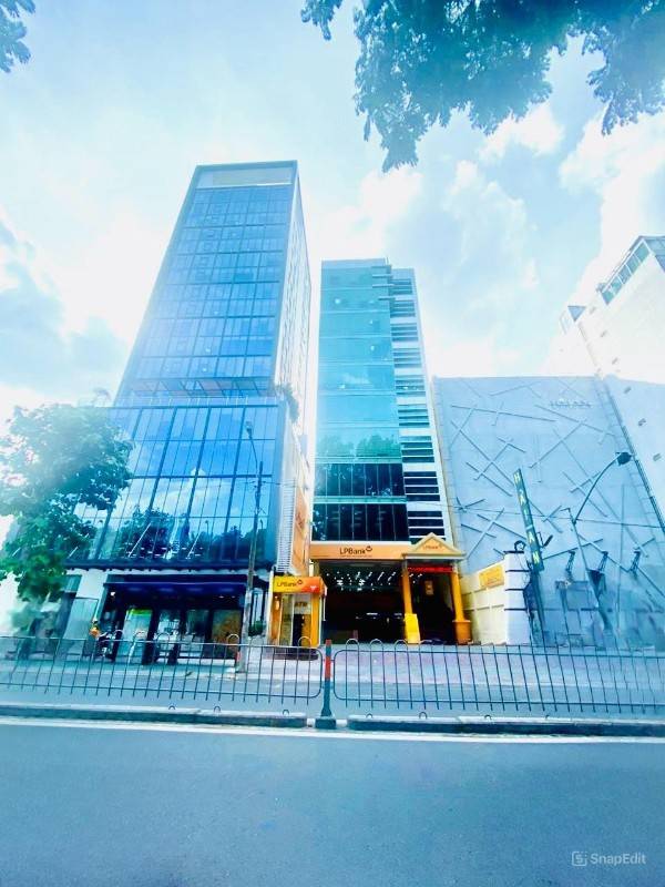 BUILDING TRUNG TÂM THÀNH PHỐ HỒ CHÍ MINH - LH: 0906868927