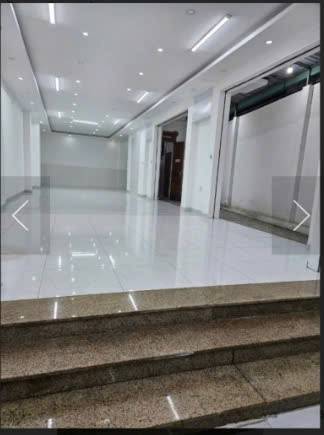 Cho thuê nhà mặt tiền lầu 1 làm VP, showroom, 100m2, Nguyễn Duy Trinh