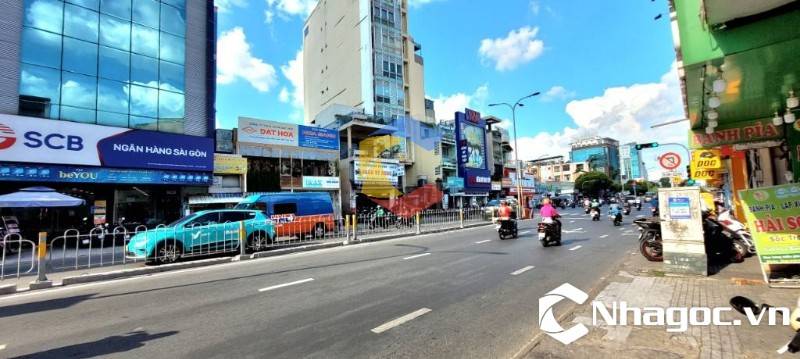 Cho thuê nhà MT Phan Đăng Lưu, Phú Nhuận (8 x 20 - 5 Tầng)